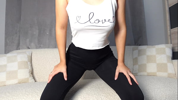 Big ass pinay latin wife camel toe masturbation leggings pussy play in 4k